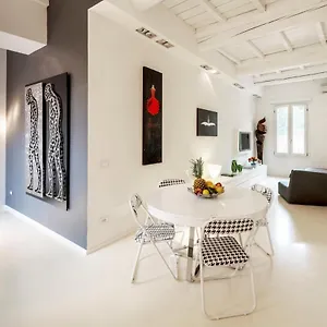  Casa vacanze Charming Flat In Centro A