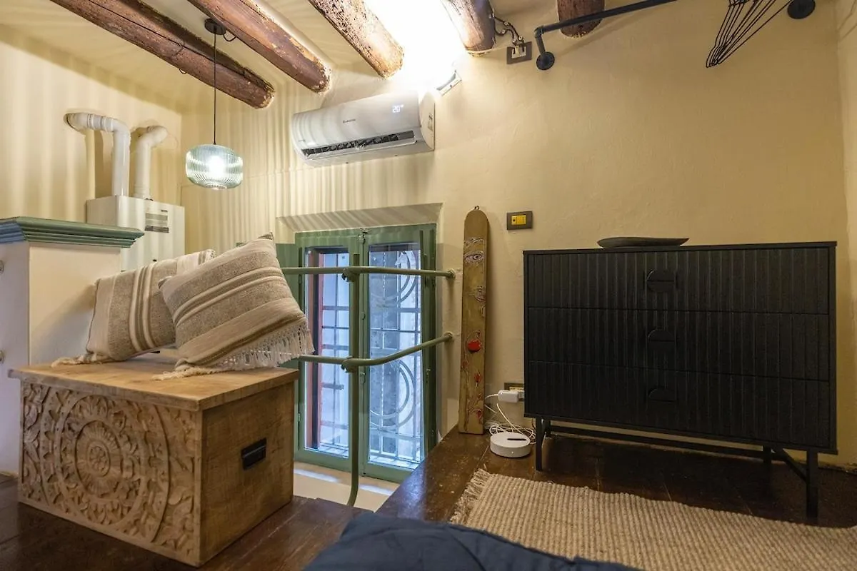 Antiba House Villa Ferrara 0*,  Italy